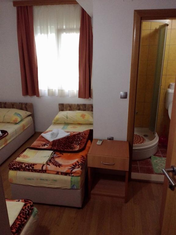 Hotel Quo Vadis Medugorje Bagian luar foto